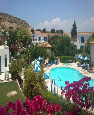 Holidays 2025 / 2026 | £49pp Deposits | Journey Bookers